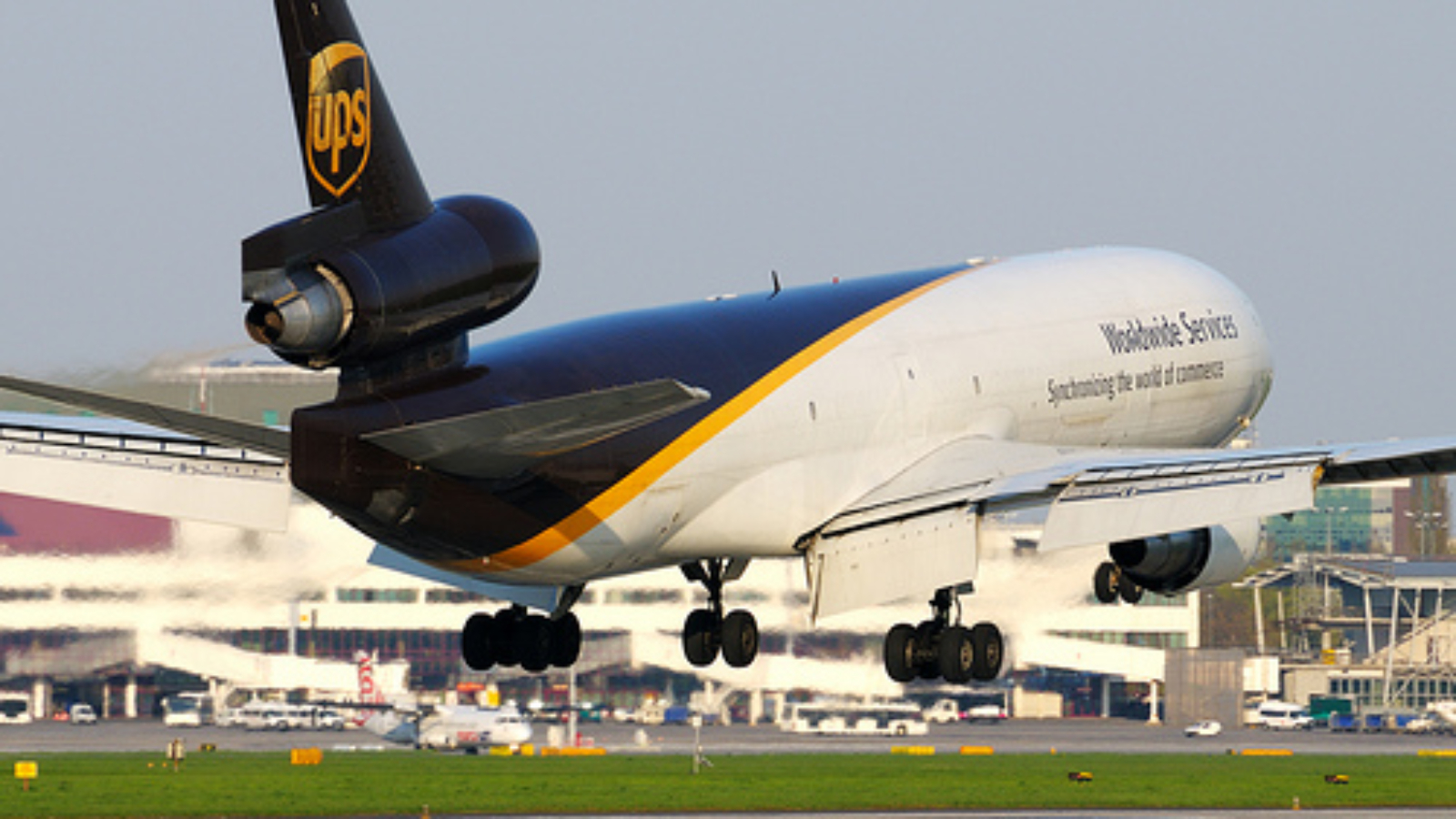 UPS cargo plane